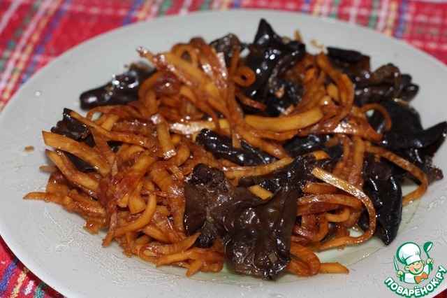 Жареная кольраби с грибами