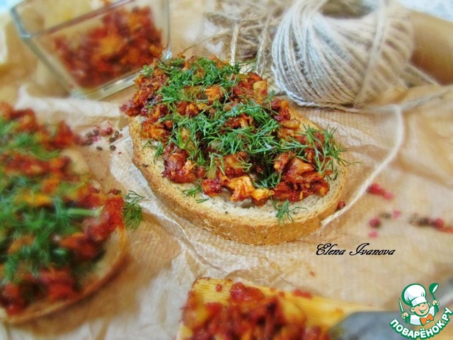 Хлеб с курицей 