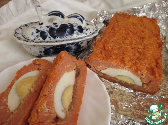 Casserole of rice cereal with tomato and egg