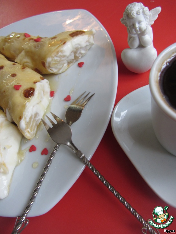 Coconut pancakes with cream and pineapple