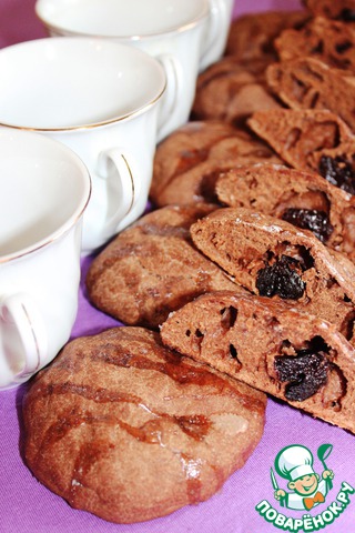 Chocolate muffins with plums