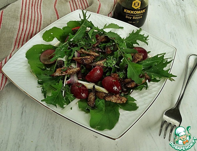Salad with rabbit liver