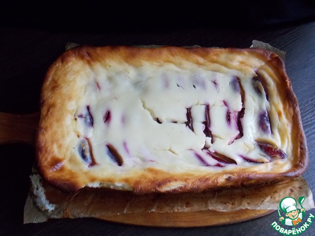 Thuringian pie with plums