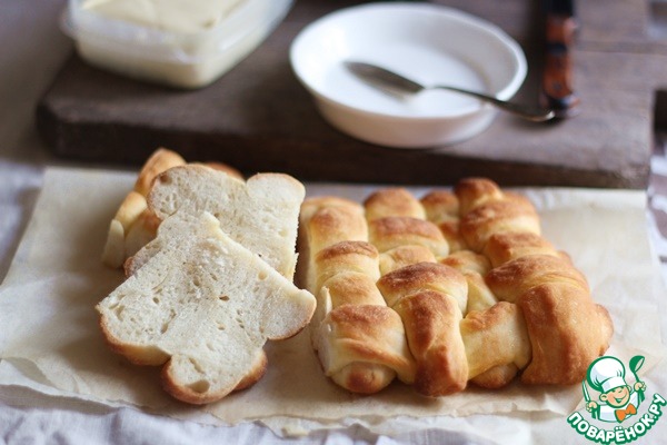 Bread with a hint of lemon