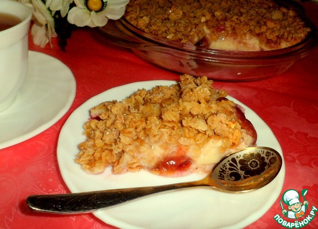 Oatmeal-plum crisp with cream