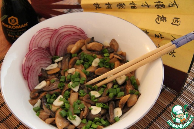 Braised mushrooms with soy sauce and garlic