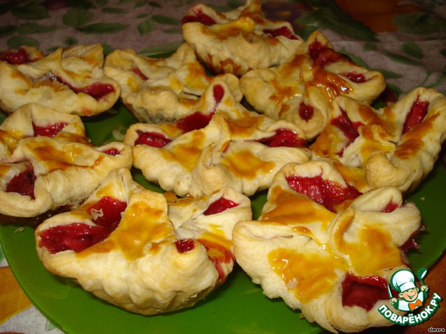 Puff pastry baskets 