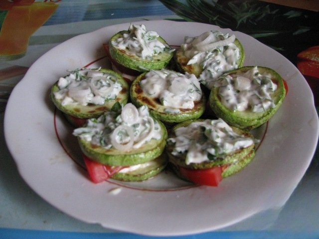 Appetizer of zucchini