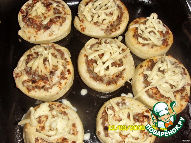 Potato buns with meat