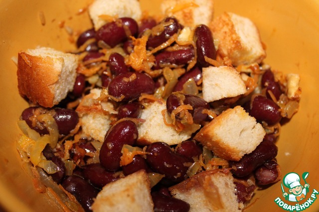 Meatless three-bean salad