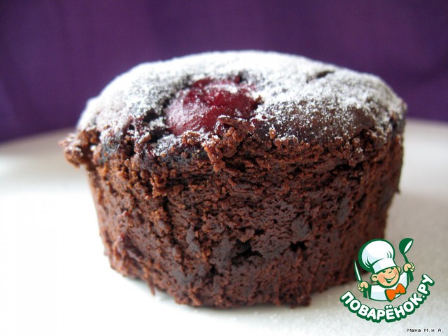 Chocolate cakes with cherries