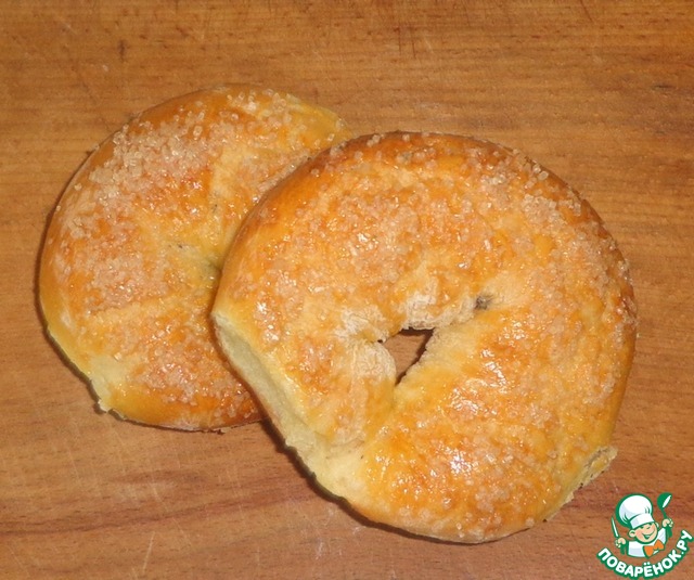 Donuts with poppy filling