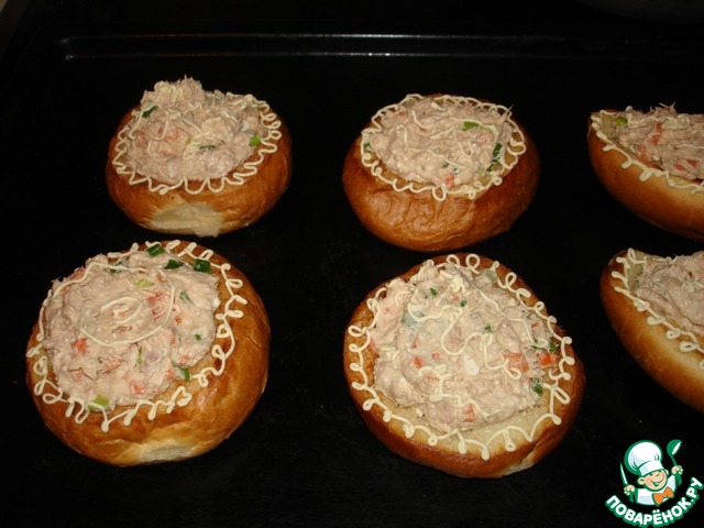 Кростини с тунцом