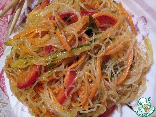 Funchoza salad with vegetables