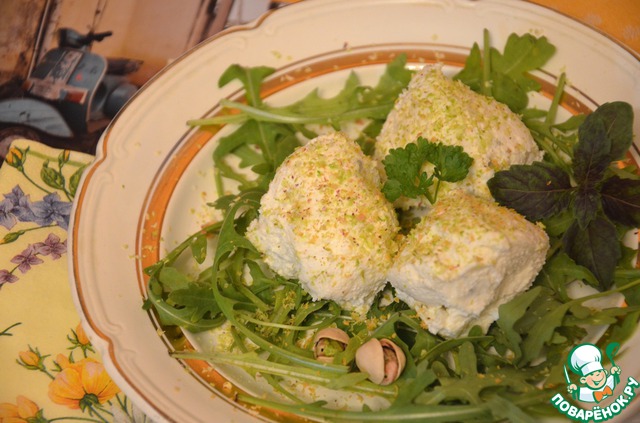 Антипасто из трех сыров