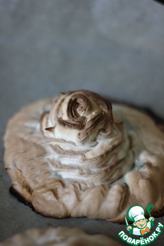 Baked meringue ice cream