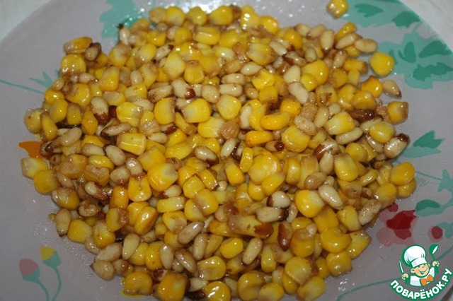 Кукуруза с кедровыми орехами