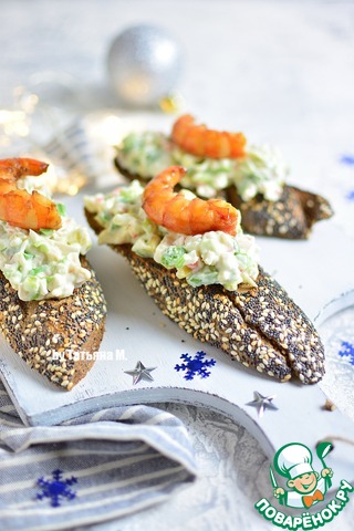 Брускетта с морепродуктами и сливочным сыром