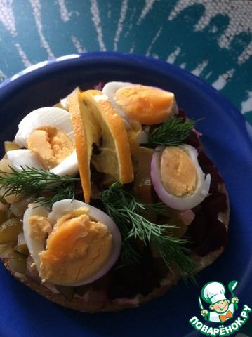 Торт-бутерброд со скумбрией и овощами