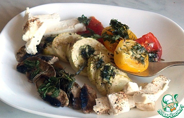 Запеченные овощи с брынзой и грибами