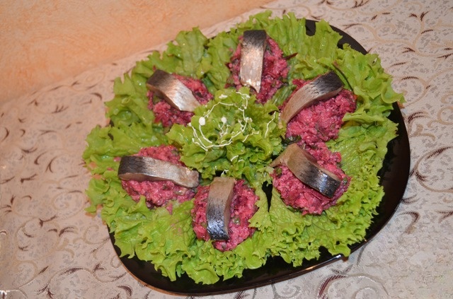 Сельдь на рисовой подушке