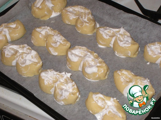 Cheese ears with coconut