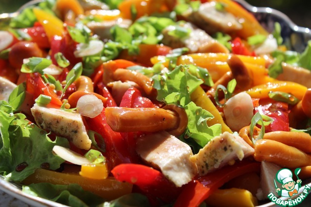Salad with chicken 