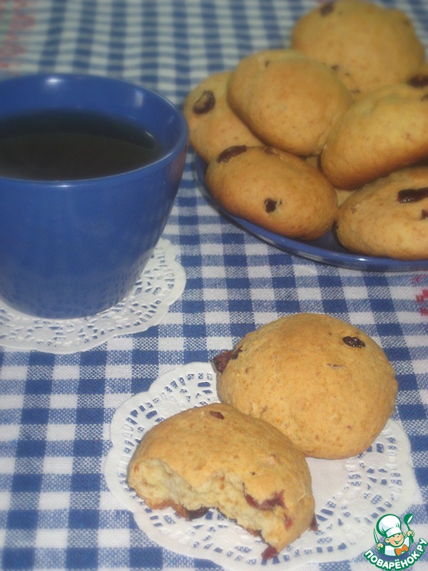 Cottage cheese biscuits with cranberries and oatmeal