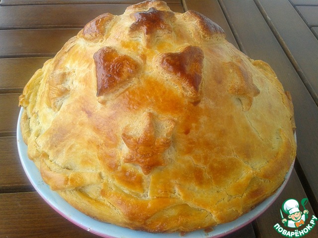 The Russian pie with homemade puff pastry