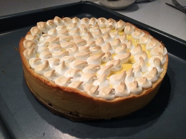 Tart with lime and Basil 