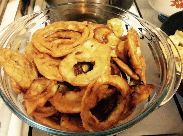 Луковые кольца в кляре