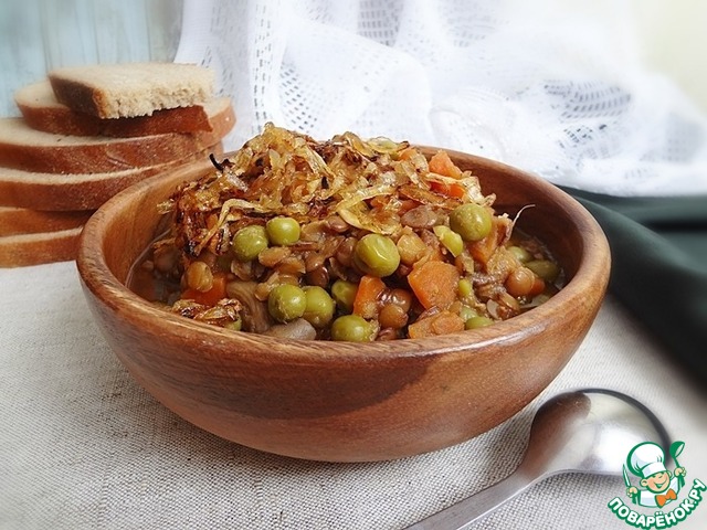 Spicy lentils with caramelized onions