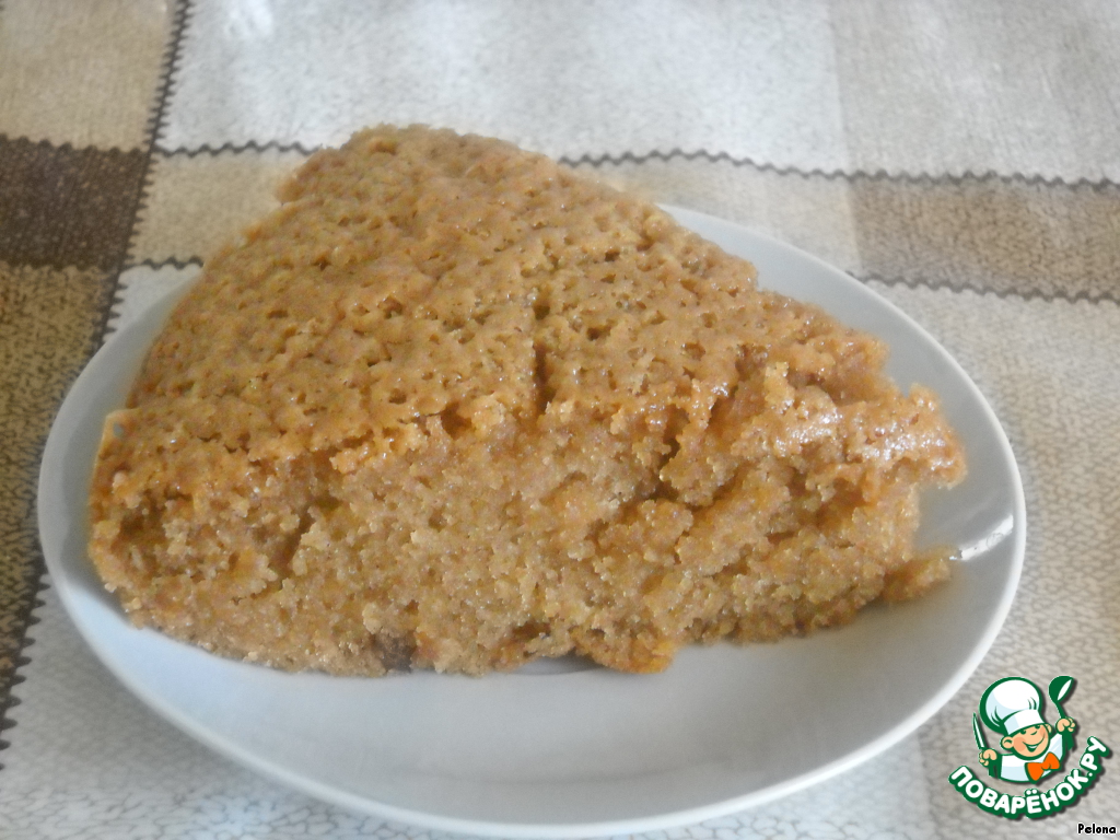 Tea cake with cinnamon