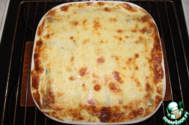 Cannelloni stuffed with minced meat