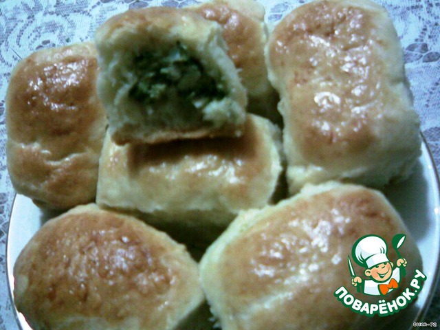 The cakes in yogurt with onion and egg