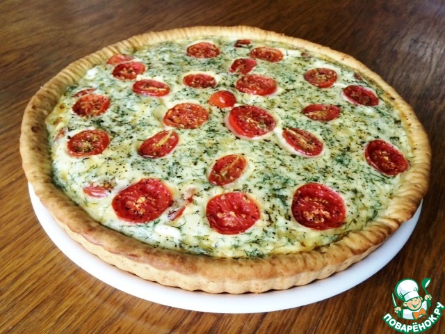 Cheese pie with tomatoes