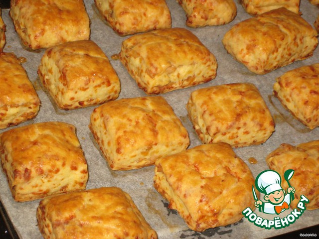Biscuits, cheese stuffed
