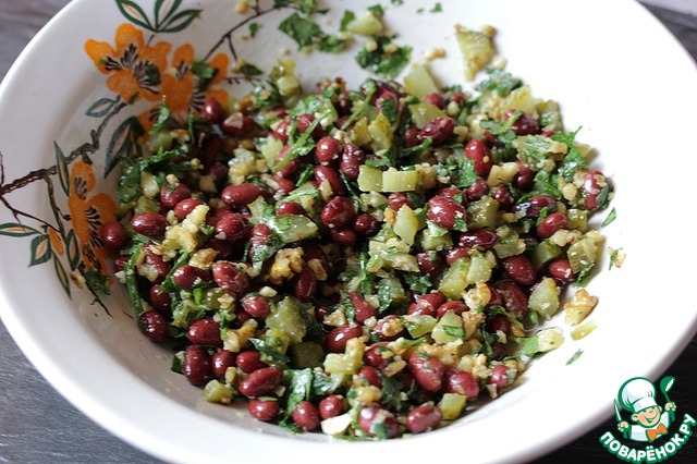 Bean salad and pickled cucumbers
