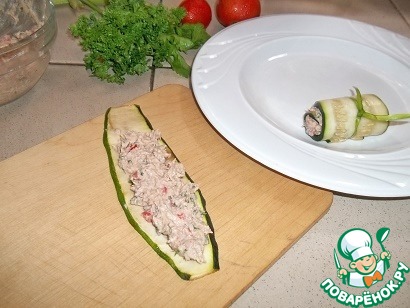 Рулетики из цуккини