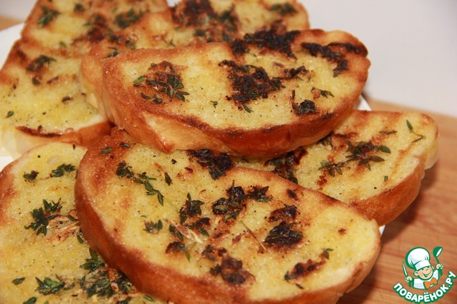 Свекольный мусс с рикоттой и гренки