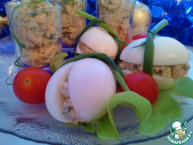 Яйца, фаршированные картофельным салатом