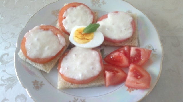 Potaptsi with tomatoes