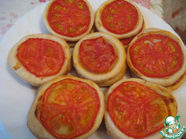 Тарталетки с томатами