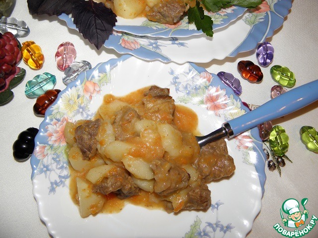 Meat with potatoes 