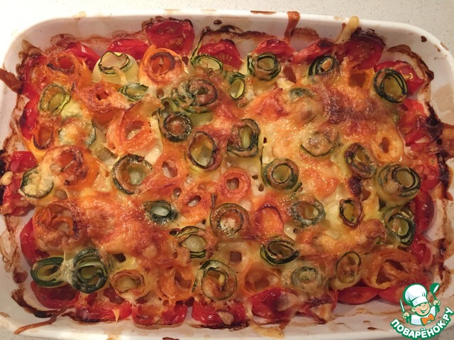 Baked vegetables with cheese and garlic