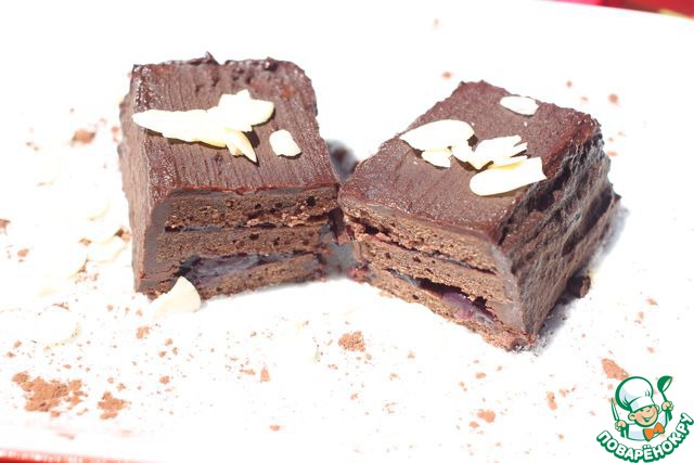 Chocolate cake with blueberries