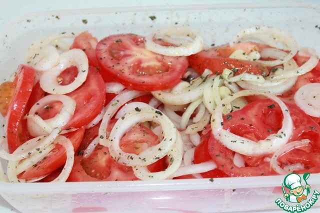 Appetizer of tomato and onion