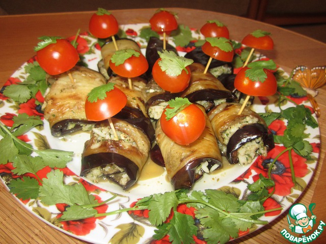 Баклажанная закуска с рисом и орехами