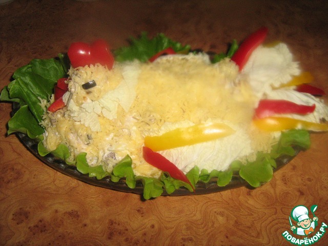 Chicken salad with pineapple 