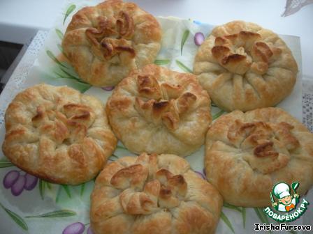 Trufeli puff pastry with fish